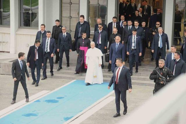 Papa 14. Leo, Türkiye’den ayrıldı 2