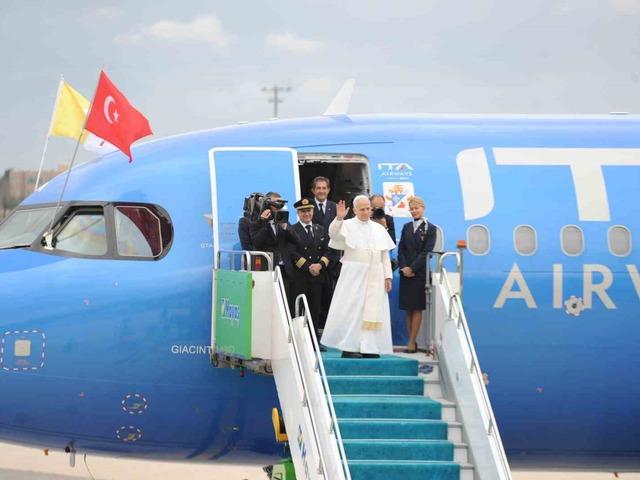 Papa 14. Leo, Türkiye’den ayrıldı