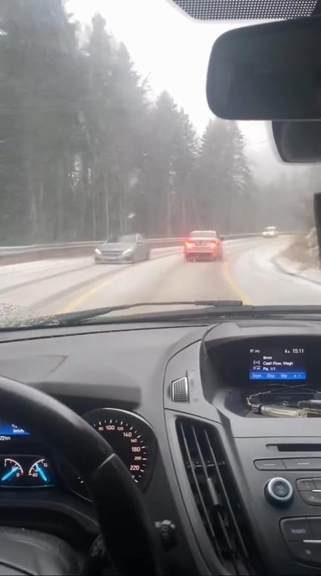 Uludağ’da kar yağışı etkisini gösterdi 4