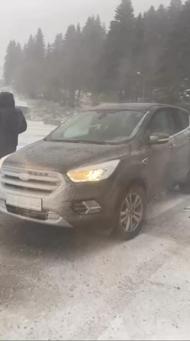 Uludağ’da kar yağışı etkisini gösterdi 3