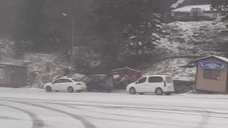 Uludağ’da kar yağışı etkisini gösterdi