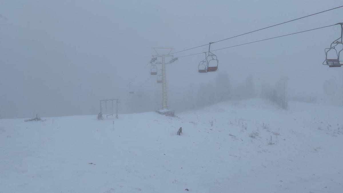 22354702-1200x675 Uludağ'da kar yağışı etkili oluyor