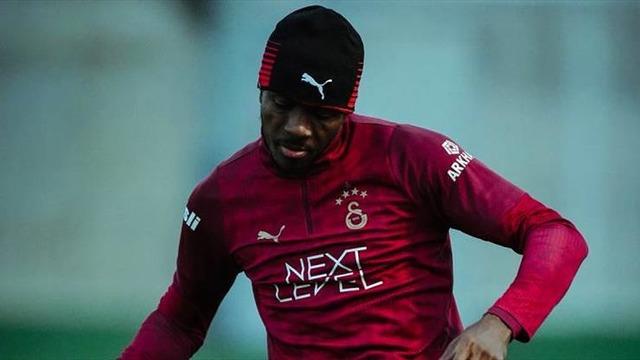 Sakatlığı merak ediliyordu! Victor Osimhen'den derbi mesajı