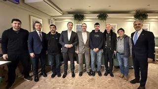 AK Parti Genel Başkanvekili Ala, İrlanda'da partililerle buluştu