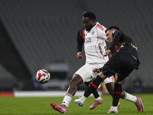 (Özet) Mısırlı.com.tr Fatih Karagümrük - Beşiktaş Maçı Özeti ve Tüm Önemli Anları