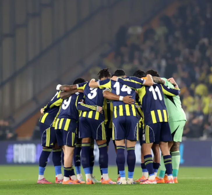Fenerbahçe-Galatasaray derbisi için geri sayıma geçildi! Dev maç öncesi konuk ekibe müjdeli haber geldi G1