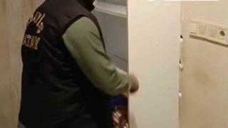 Masaj salonunda fuhşa sürüklenen 9 yabancı uyruklu kadın gizli bölmeden çıktı