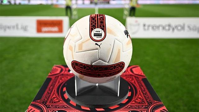 Yapay zekadan Fenerbahçe-Galatasaray maçı tahmini! İkisi de aynı sonucu söyledi