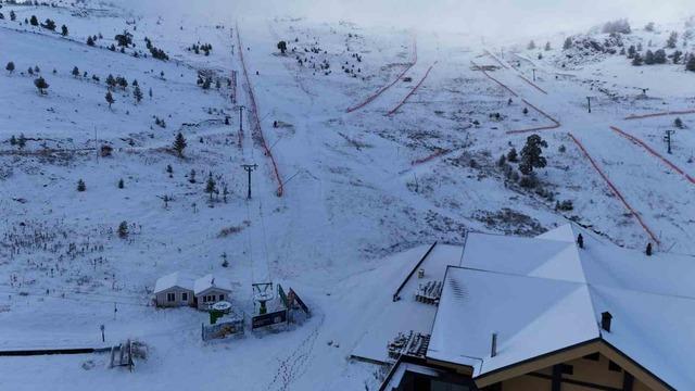 Bolu’nun yüksekleri beyaza büründü 2
