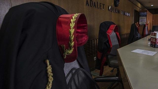 Emekli hakimden savcı kızına darp!
