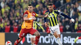 Kadıköy'de olay yaratan protesto! Tüm tribünler onu yuhaladı