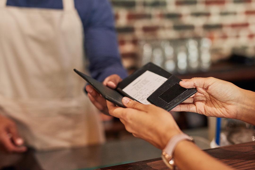 Yasak geliyor! Uygulamanın bir de maaş boyutu var  O zaman düşmesin   2