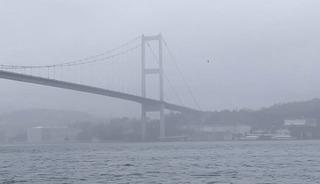 İstanbul'da sis! Boğazda gemi trafiği askıya alındı
