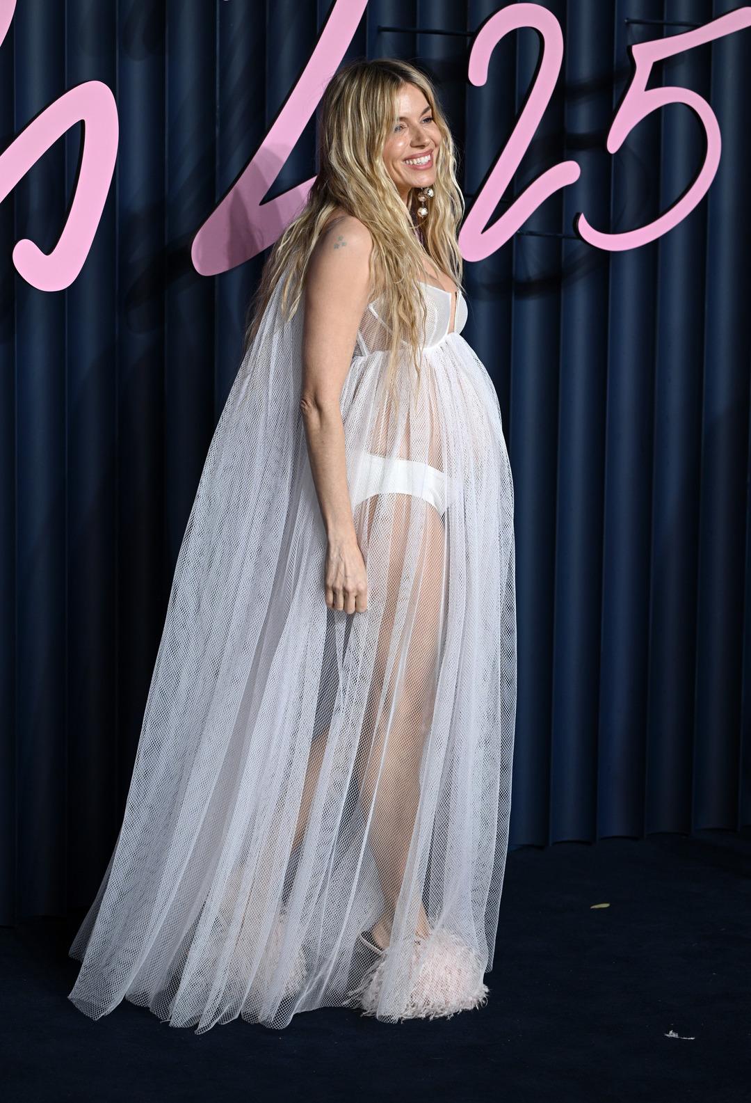 2025-12-02T041432Z_843666204_MT1PRA82633742_RTRMADP_3_PA-IMAGES (1)