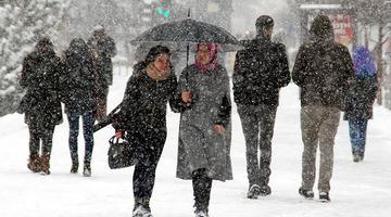 Meteoroloji'den o bölgelere kar yağışı ve sağanak yağış uyarısı! Bugün kar yağacak mı?