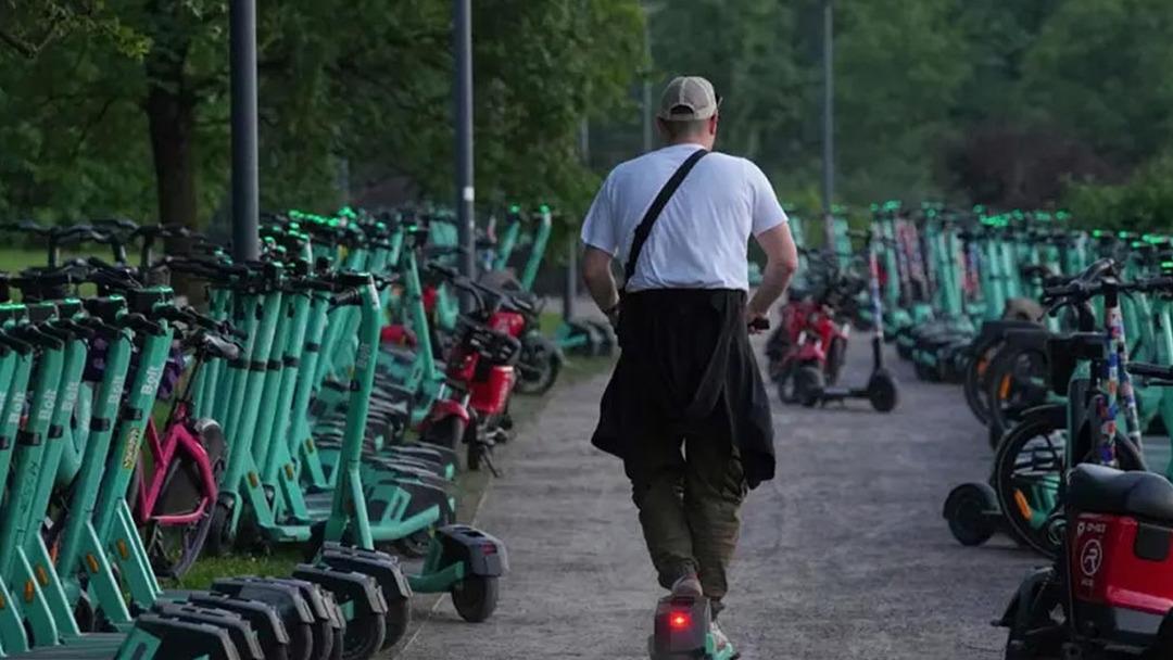 Bakan Uraloğlu duyurdu! Elektrikli skuter yönetmeliğinde değişiklik 1