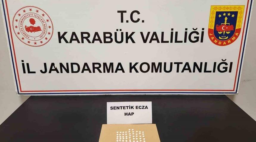 Karabük’te jandarmadan uyuşturucu operasyonu: 3 gözaltı