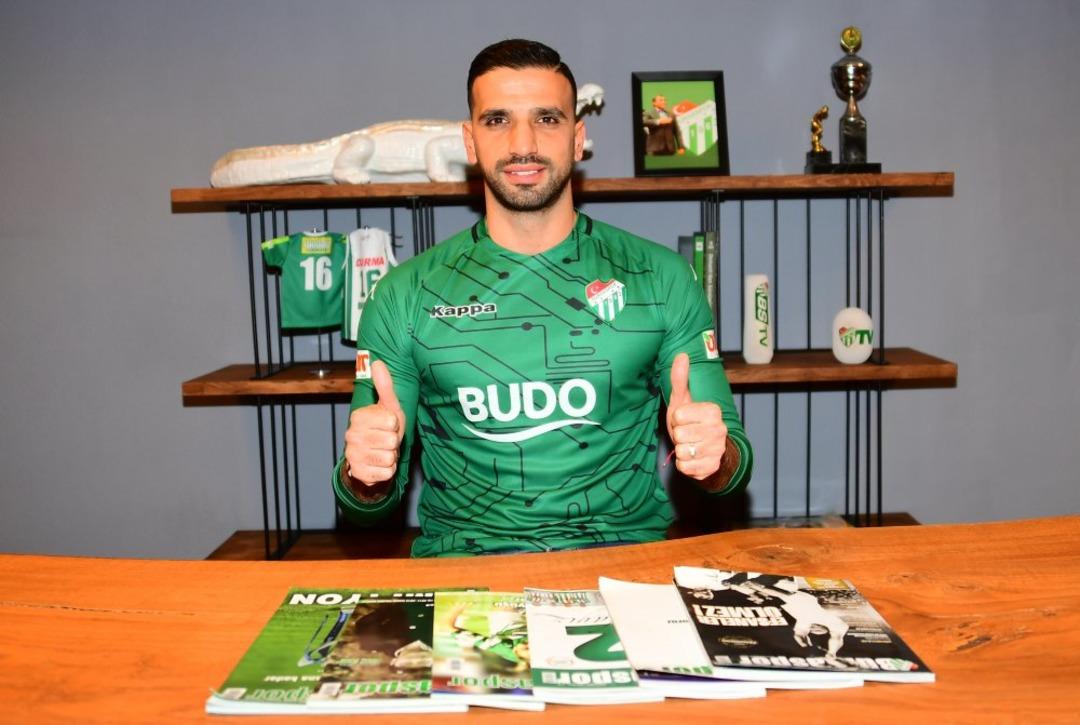 Derbi sonrası şoke eden olay: Eski milli futbolcu Gökhan Gönül derbi sonrası havalimanında gözaltına alındı 2