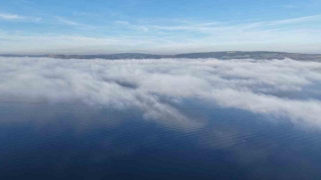Yoğun sisle kaplanan Çanakkale Boğazı dronla görüntülendi 2