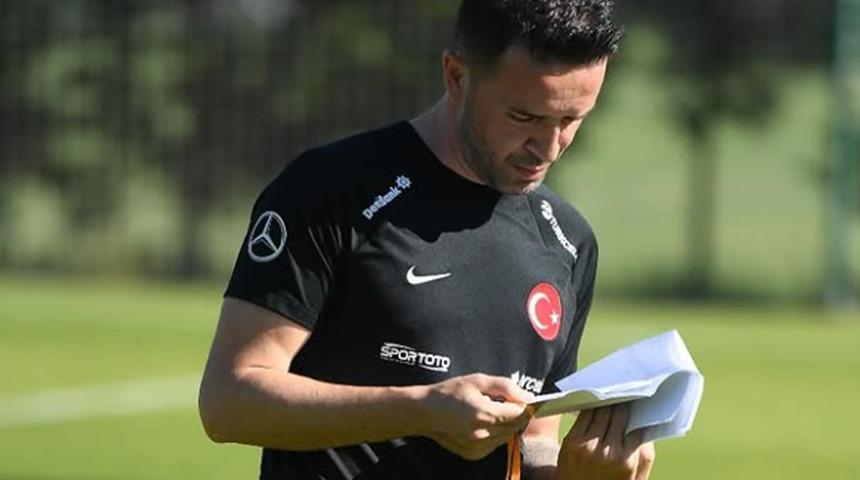 Derbi sonrası şoke eden olay: Eski milli futbolcu Gökhan Gönül derbi sonrası havalimanında gözaltına alındı