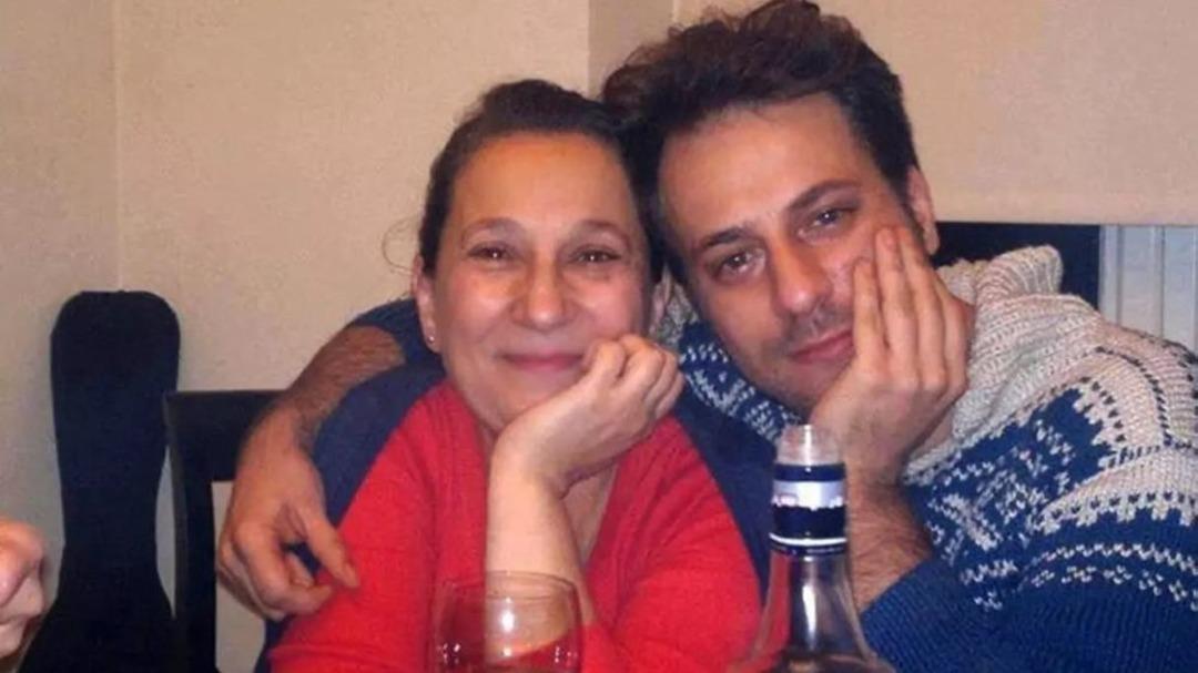 kaan-tasaner-ve-oyuncu-annesi-sacide-tasaner-in-bilinmeyen-hikayesi-IkXKY