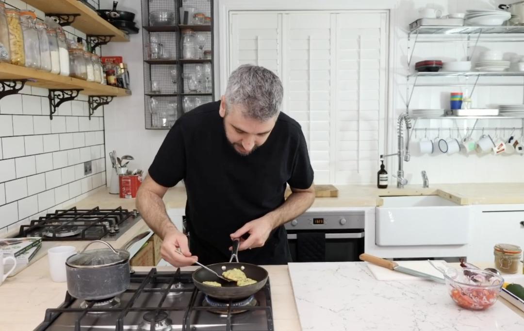 Ünlü şef mutfakta özel sırlarını açıkladı: İtalyanları kızdıracak gizli tarifini paylaştı! 2