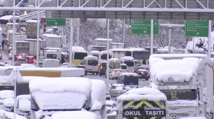 İstanbul'da kar yağışının ne zaman başlayıp ne zaman biteceği belli oldu! 
