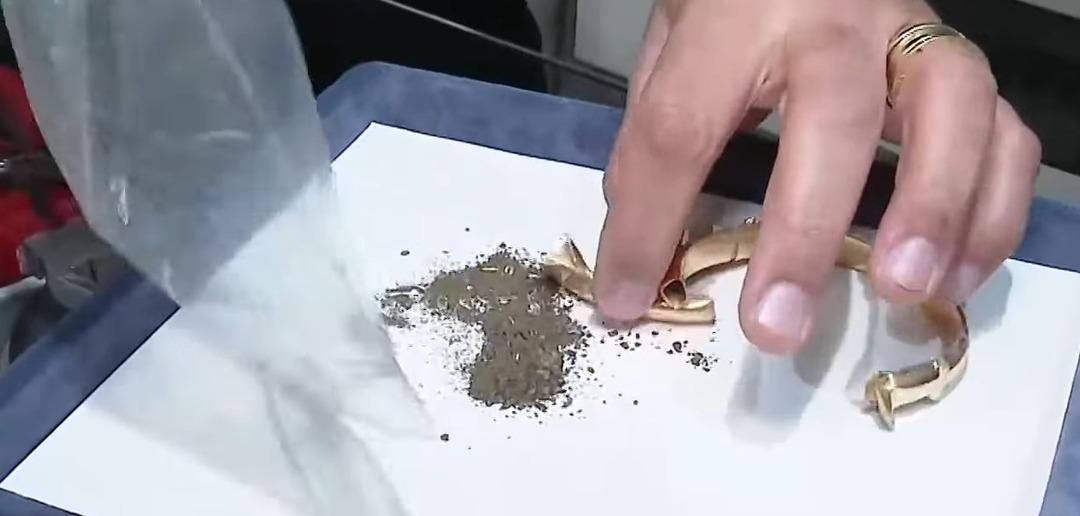 62 bin TL lik altın bilezikten toprak çıktı! Kuyumcu bile şaşırdı 1