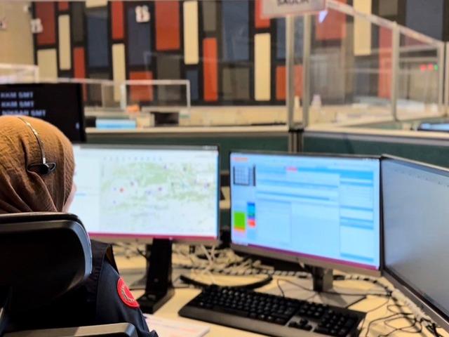 Telefonda verdiği talimatla 1 aylık bebeğin hayatını kurtardı!