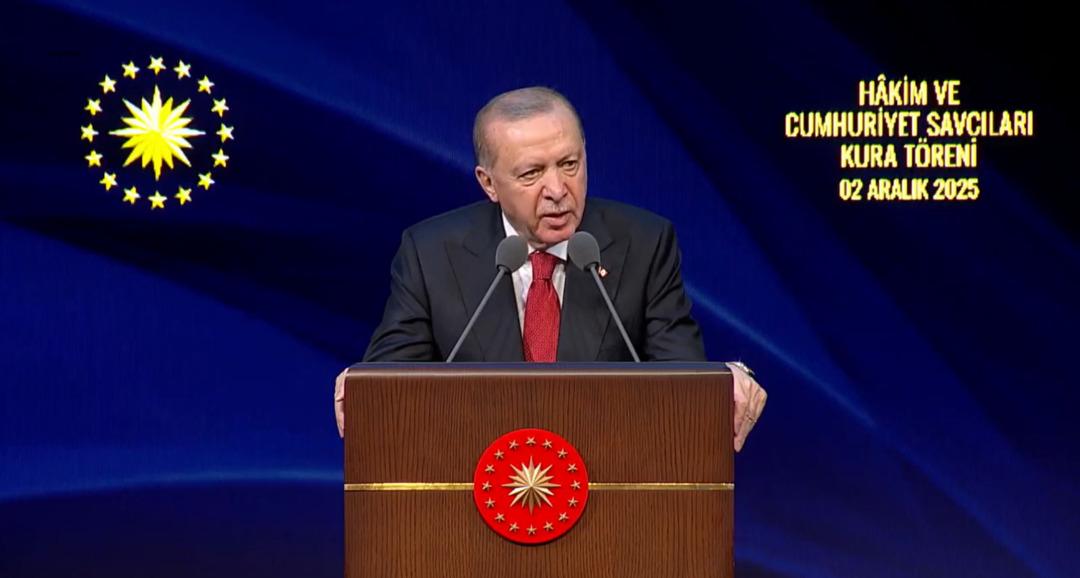 Son dakika | Cumhurbaşkanı Erdoğan "Son derece tehlikeli" diyerek tepki gösterdi: "Maskelerinin düşmesinden korkuyorlar" 2