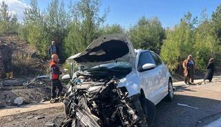 Kilis’te hafif ticari araçla otomobil çarpıştı: 5’i ağır, 6 yaralı