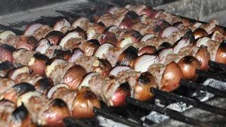Doğal antibiyotik soğan kebabı sezonu açıldı: Soğan kebabı nasıl yapılır? 
