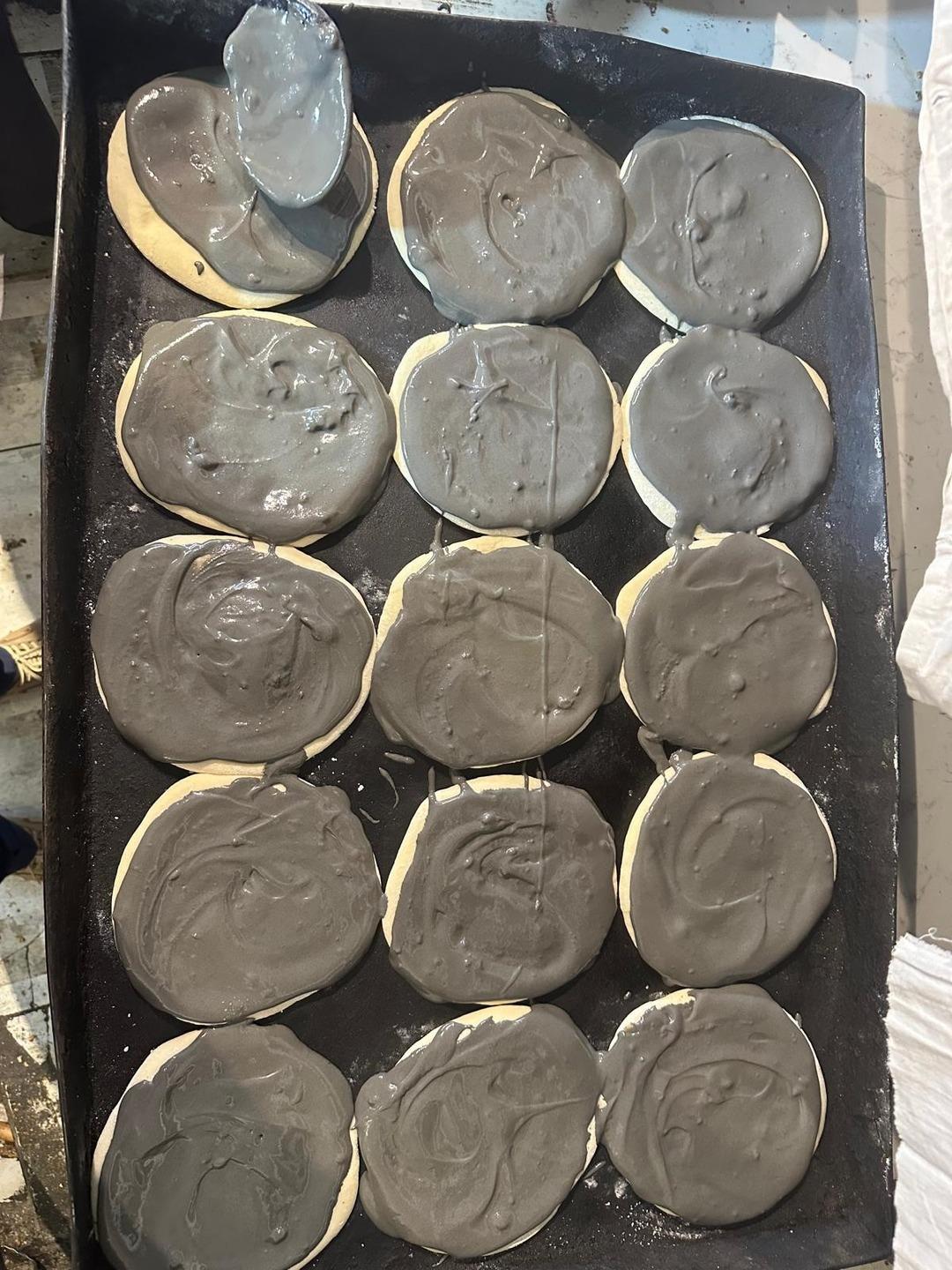 8 bin 800 kilometrelik lezzet buluşması! Siyah tahinli pide trend oldu:  Ölüm hariç her derde şifa   2