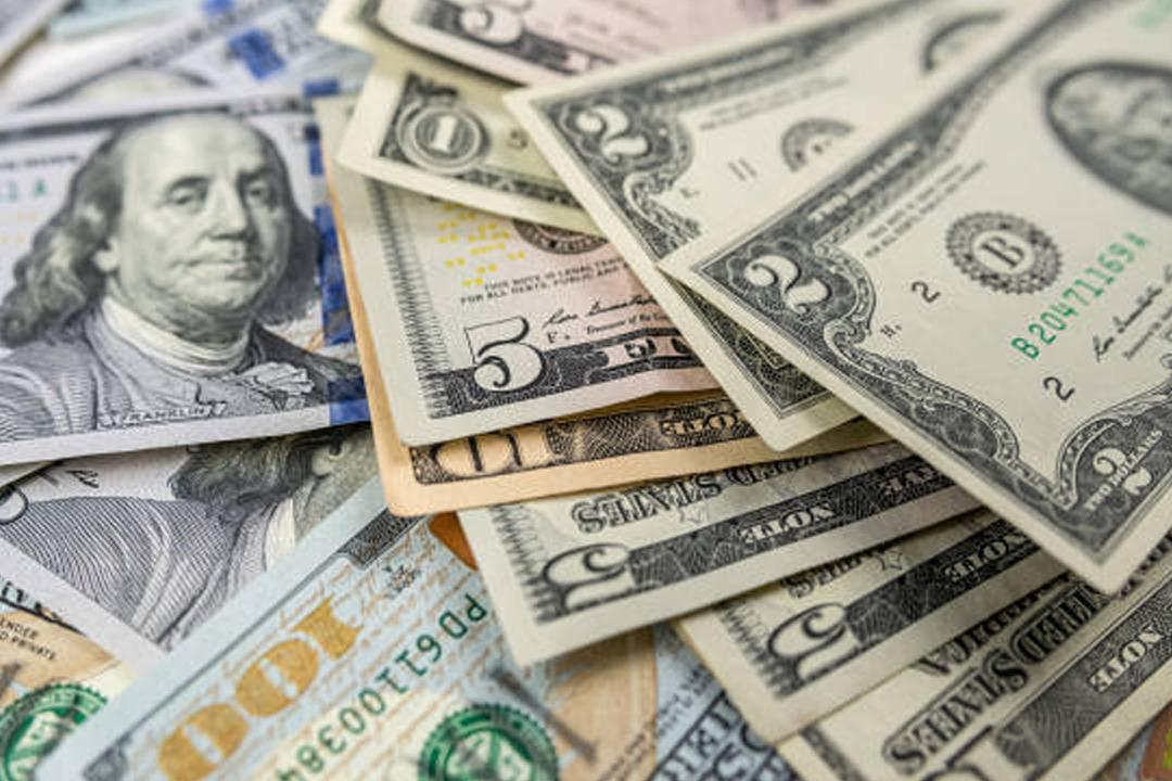 Paraya para demiyorlar! D&uuml;nyanın en zengin 10 iş insanı listesi: Toplam servetleri dudak u&ccedil;uklattı 1