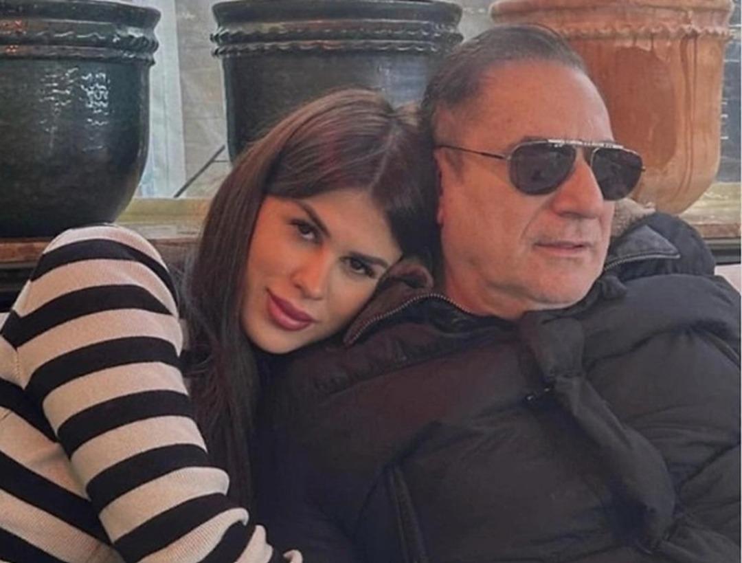 7 aylık evlilik tek celsede bitti! Mehmet Ali Erbil ile G&uuml;lseren Ceylan ın boşanma şartları ortaya &ccedil;ıktı!  D&uuml;ğ&uuml;nde takılan takılar ve araba...   1