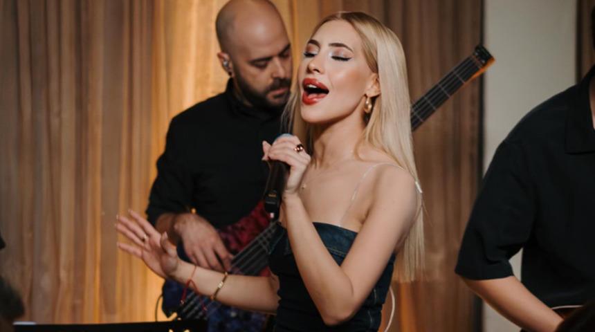 Yağmur Hızal Kimdir?