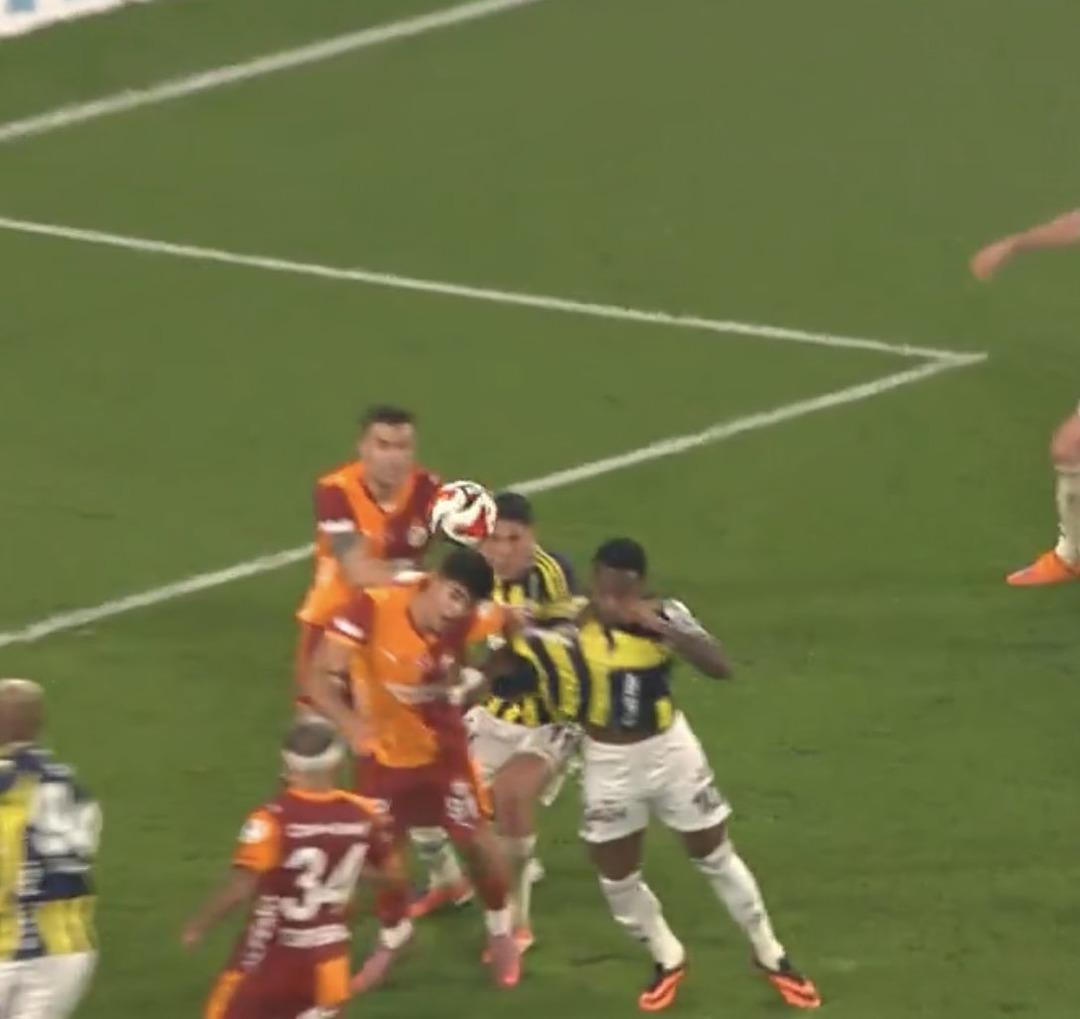 Derbi performansı eleştirilmişti! Arda &Uuml;nyay dan sosyal medya tepkisi 1