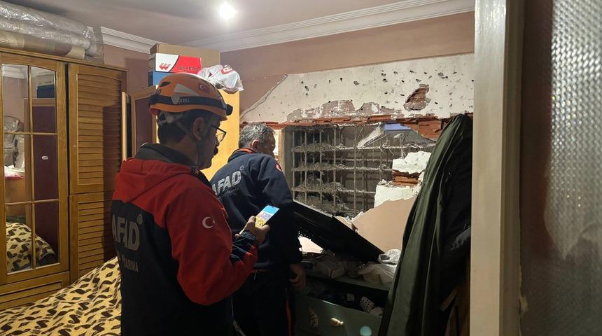 Yer: Kocaeli! Uyanınca yatak odasının yıkıldığını öğrendi