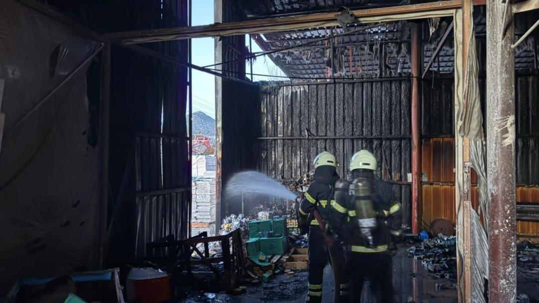 Burdur da mermer fabrikasında korkutan yangın 1