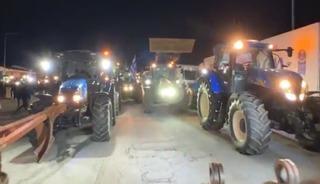 İpsala'da hareketli saatler! Çiftçiler sınırı kapattı: Geçişler tamamen durdu