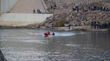 Nehre düşen terliğini almak isterken akıntıya kapılan çocuğun cansız bedeni bulundu