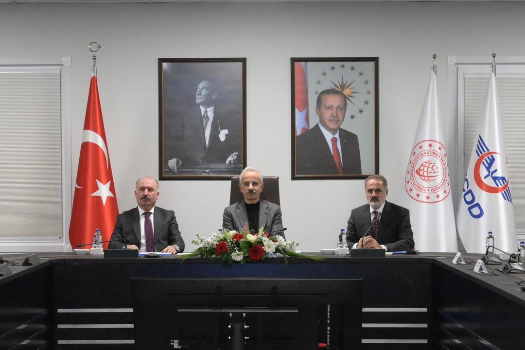 Hızlı tren geliyor: Bir şehir için  ilk kez  olacak! Bakan duyurdu 1