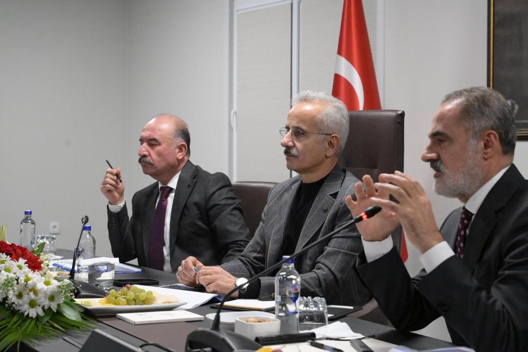 Hızlı tren geliyor: Bir şehir için  ilk kez  olacak! Bakan duyurdu 4