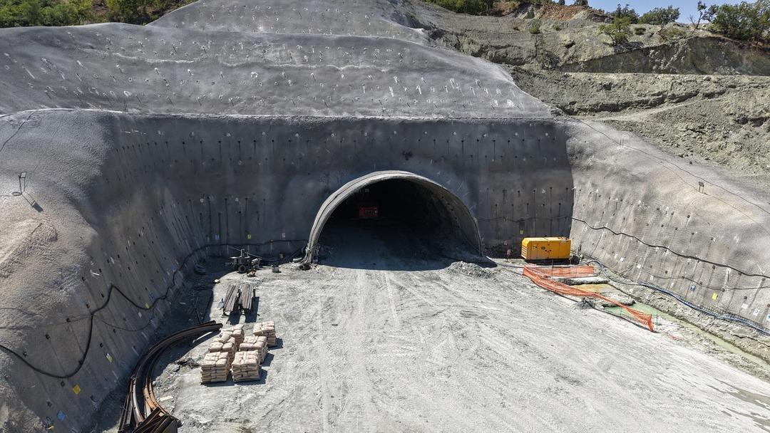 Hızlı tren geliyor: Bir şehir için  ilk kez  olacak! Bakan duyurdu 8