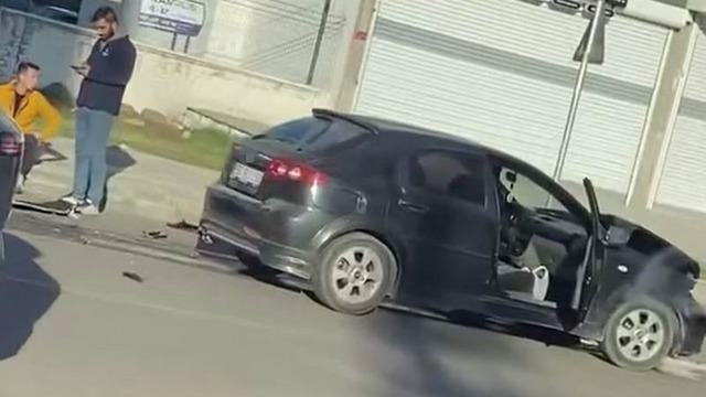 Diyarbakır’da otomobiller çarpıştı: 2 yaralı