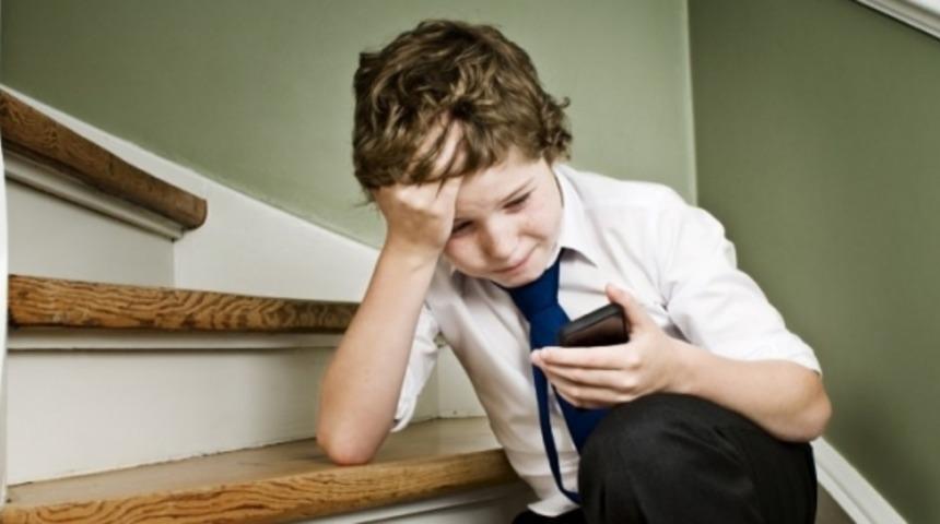 &Ccedil;ocuklar i&ccedil;in sosyal medyada yeni tehlike: Sarahah