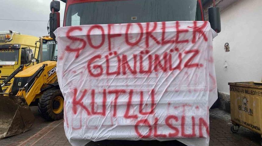 Bilecik&rsquo;te ilgin&ccedil; bir D&uuml;nya Şof&ouml;rler G&uuml;n&uuml; kutlaması
