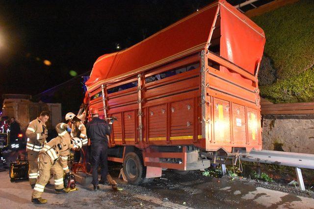 Maltepe'de trafik kazası: 1 ölü - (1)