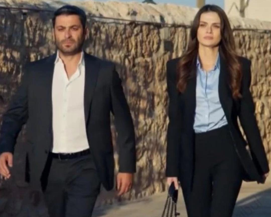 Sinem Ünsal ın Uzak Şehir stili! Çabasız şıklık kodları... 1