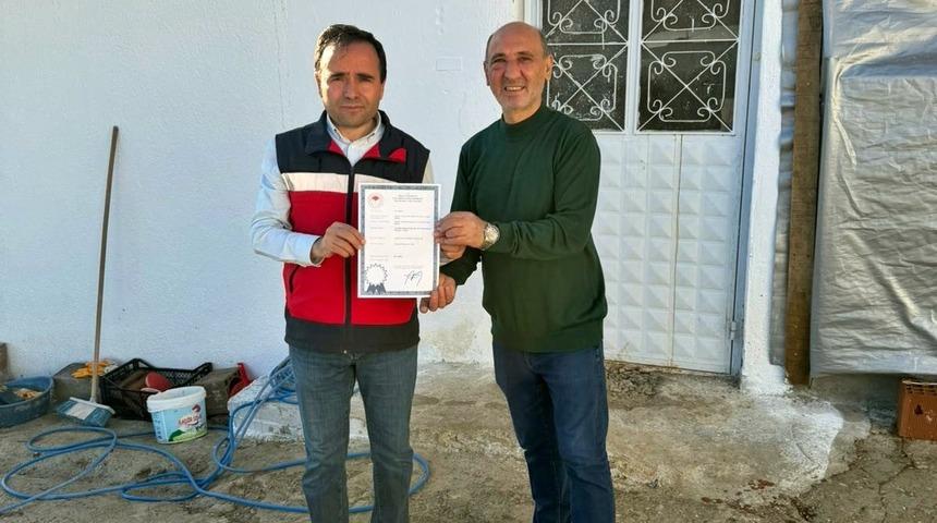 Simav’da 12 bin tavuk kapasiteli işletmeye yumurta paketleme faaliyeti için onay belgesi